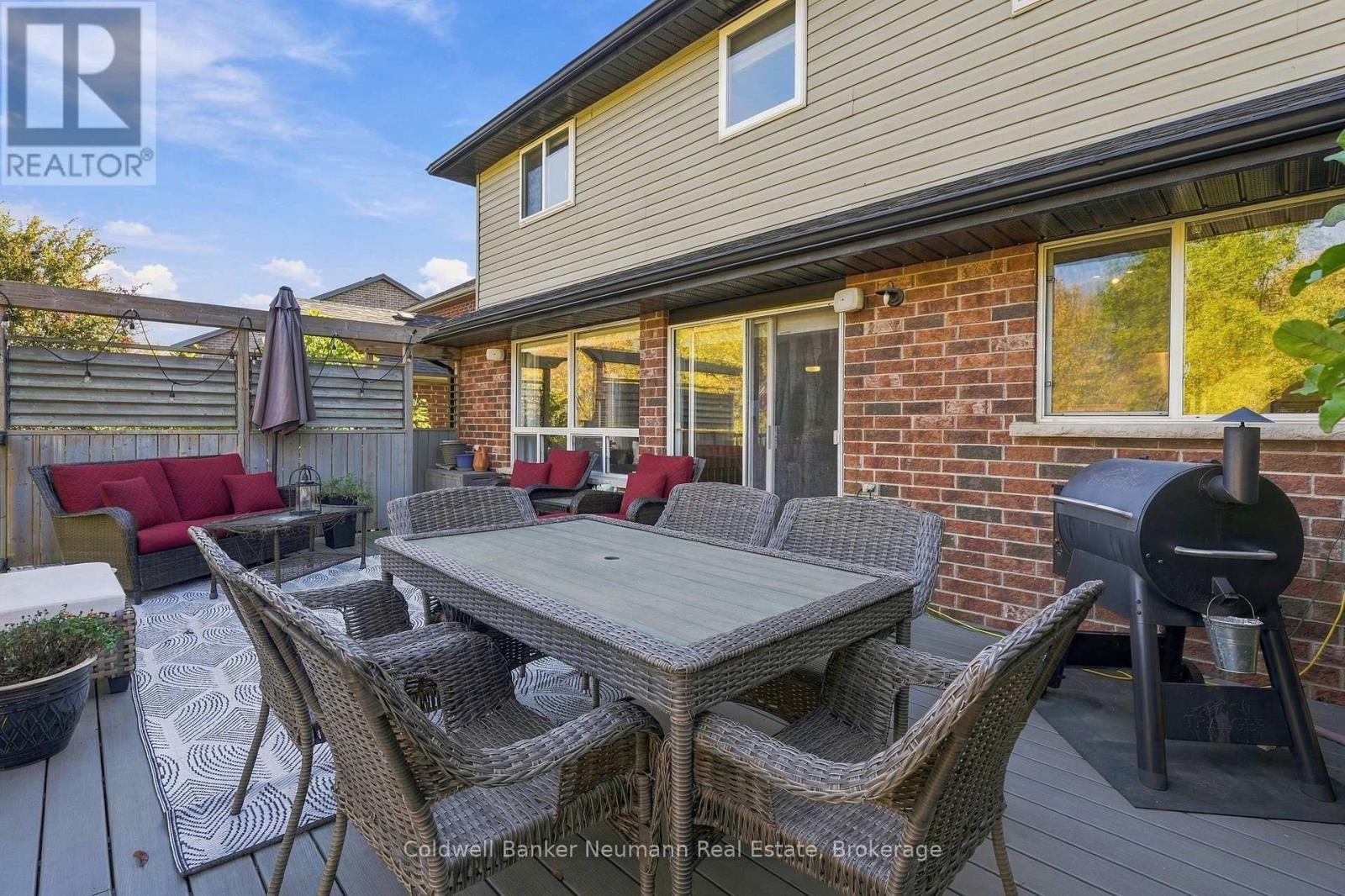 41 Creekside Drive, Guelph (Grange Road), Ontario  N1E 0C2 - Photo 18 - X14103336