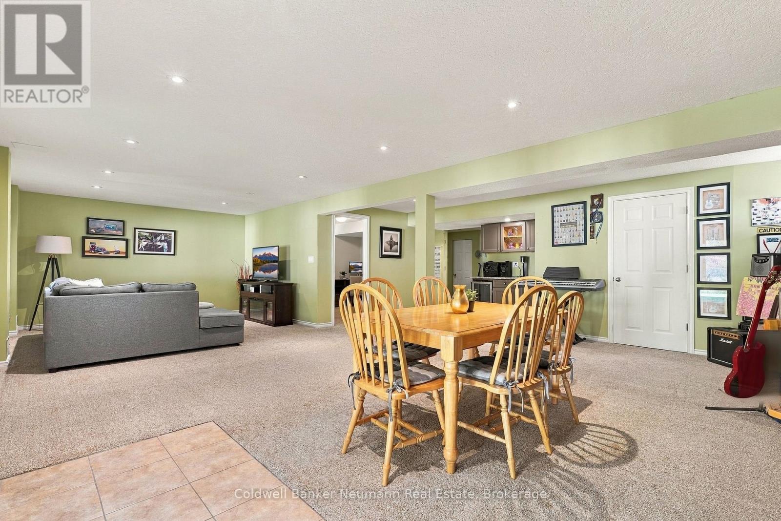 41 Creekside Drive, Guelph (Grange Road), Ontario  N1E 0C2 - Photo 34 - X14103336