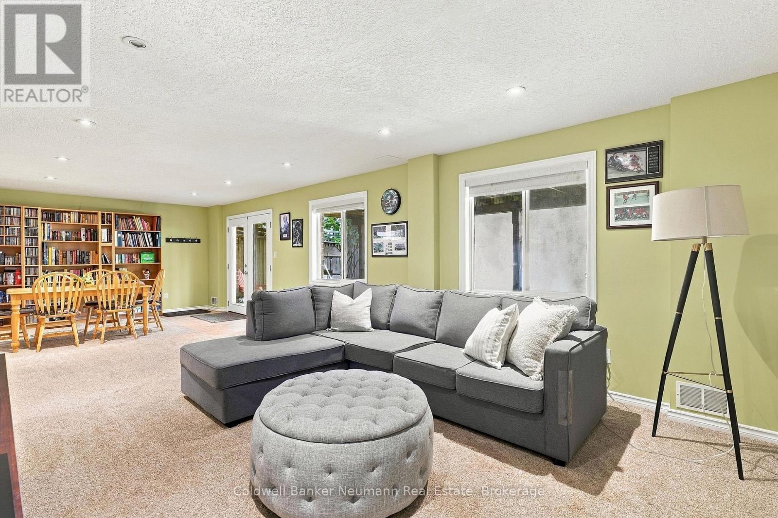 41 Creekside Drive, Guelph (Grange Road), Ontario  N1E 0C2 - Photo 35 - X14103336
