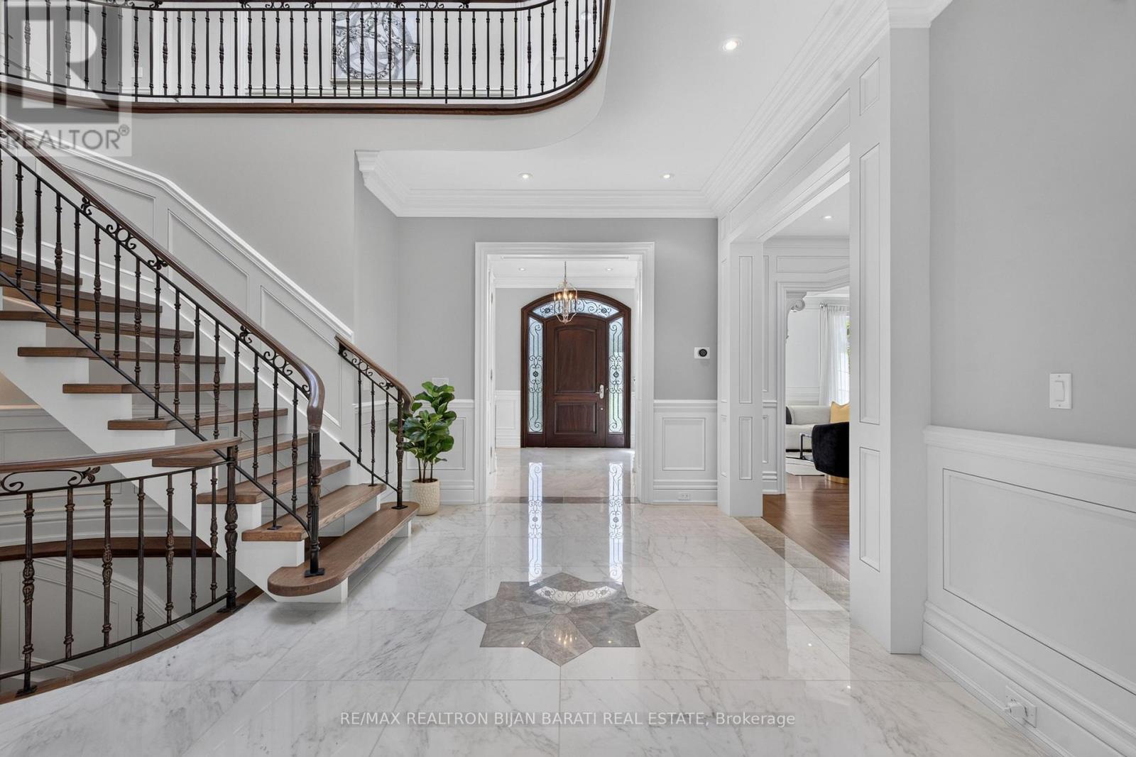 34 Flaremore Crescent, Toronto, Ontario  M2K 1V1 - Photo 4 - C14103180