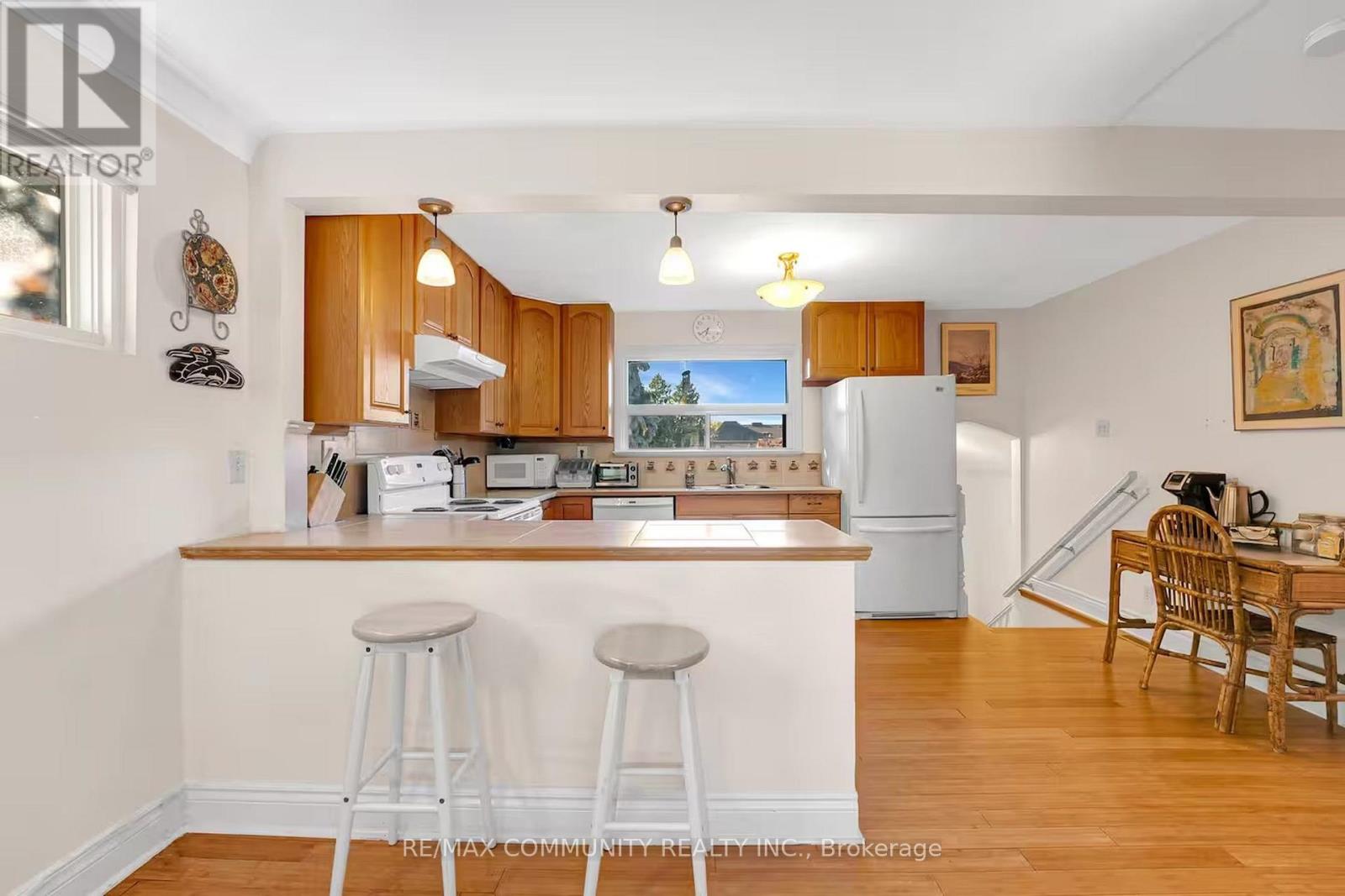 446 Ruth Avenue, Toronto, Ontario  M2M 2J3 - Photo 10 - C14103234