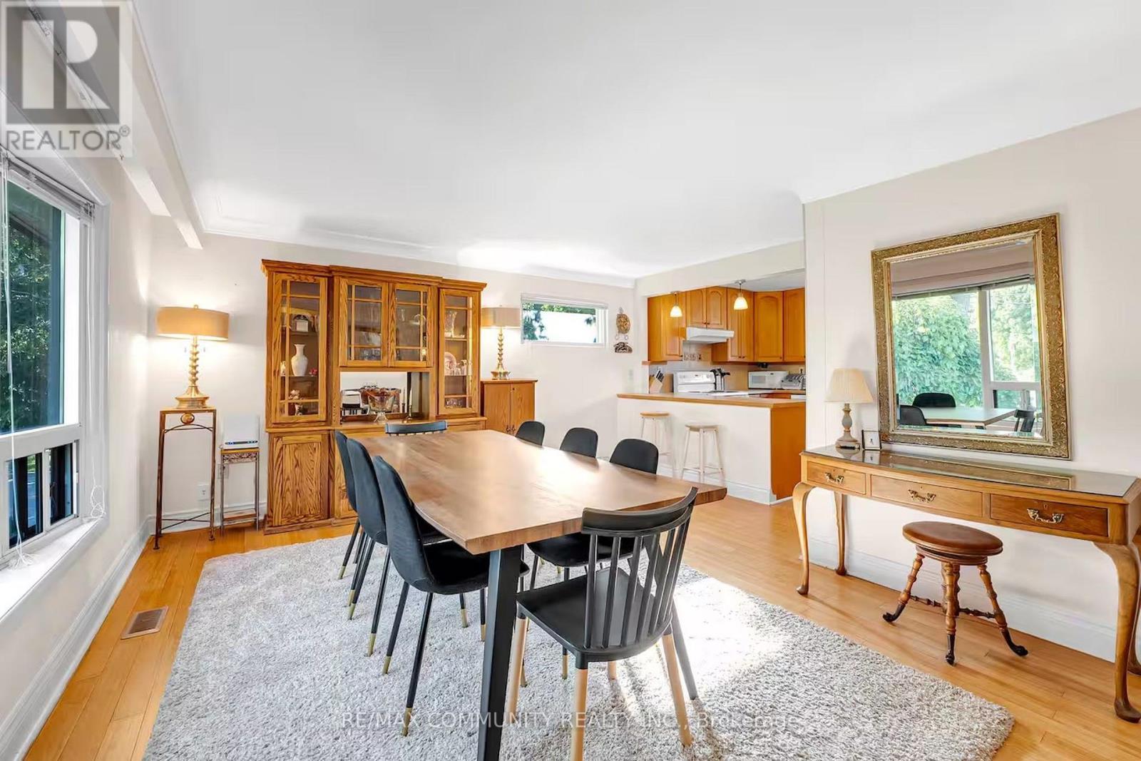 446 Ruth Avenue, Toronto, Ontario  M2M 2J3 - Photo 11 - C14103234