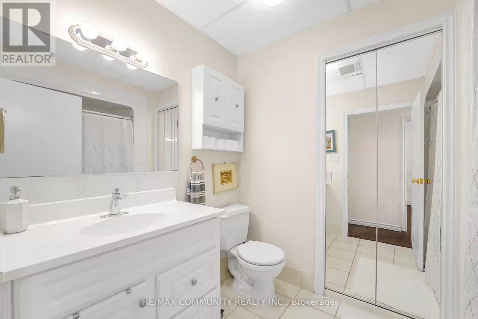 446 Ruth Avenue, Toronto, Ontario  M2M 2J3 - Photo 18 - C14103234