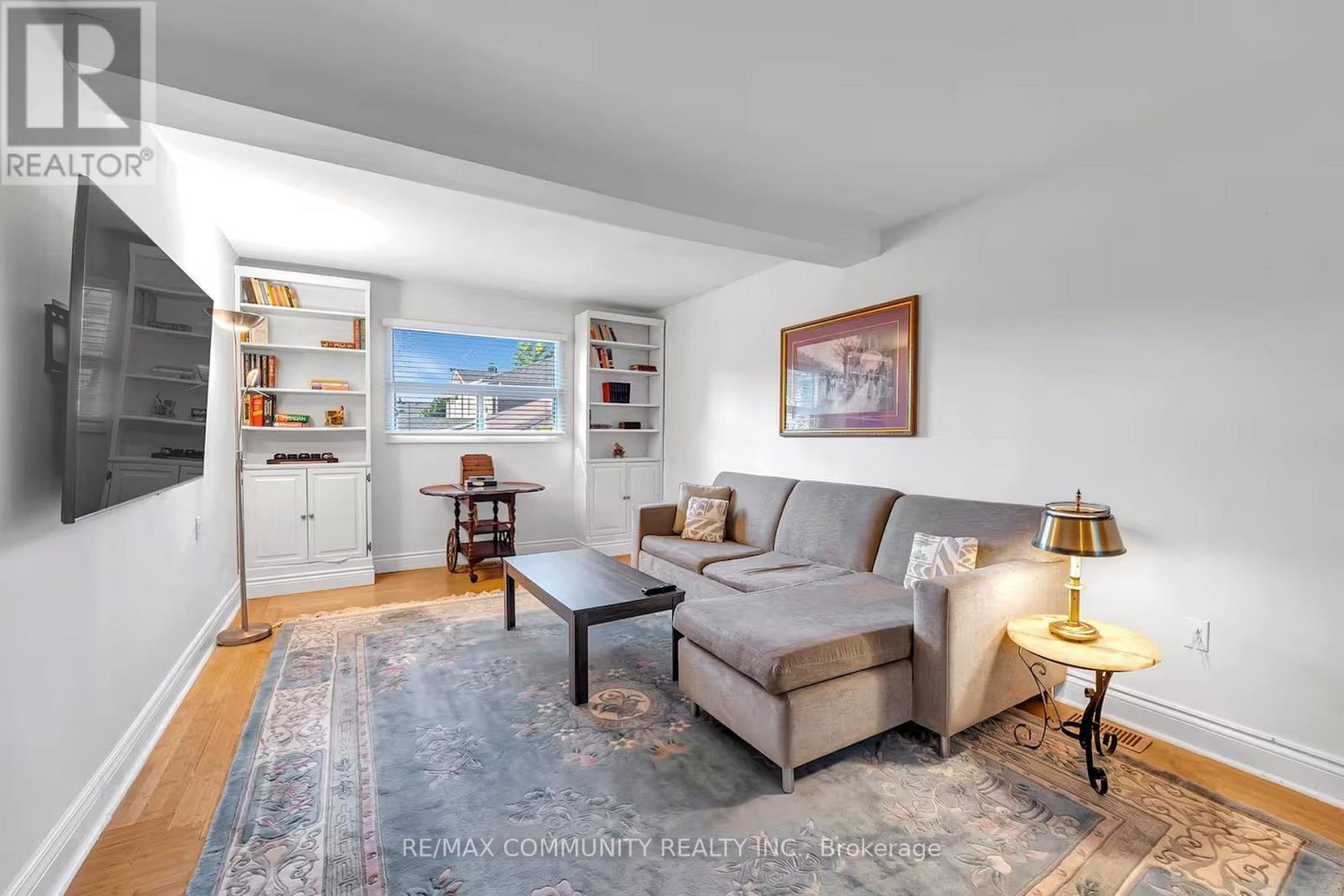 446 Ruth Avenue, Toronto, Ontario  M2M 2J3 - Photo 5 - C14103234