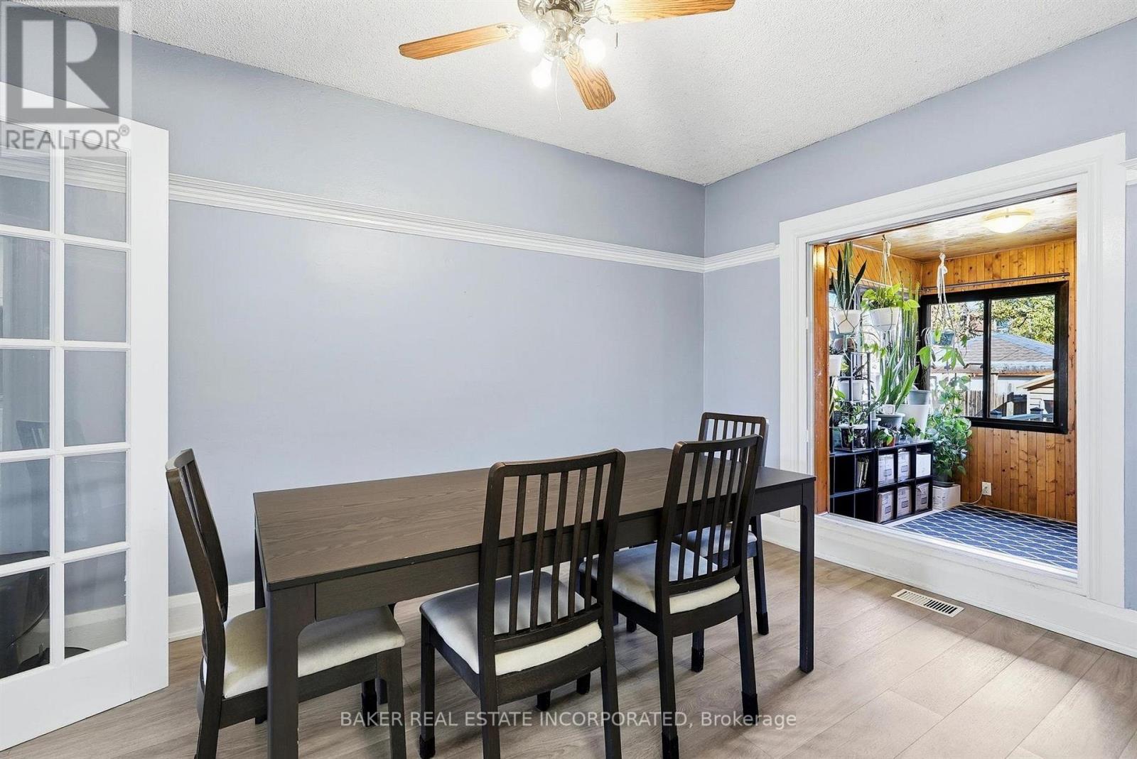 1867 Dufferin Street, Toronto, Ontario  M6E 3P5 - Photo 12 - C14103250