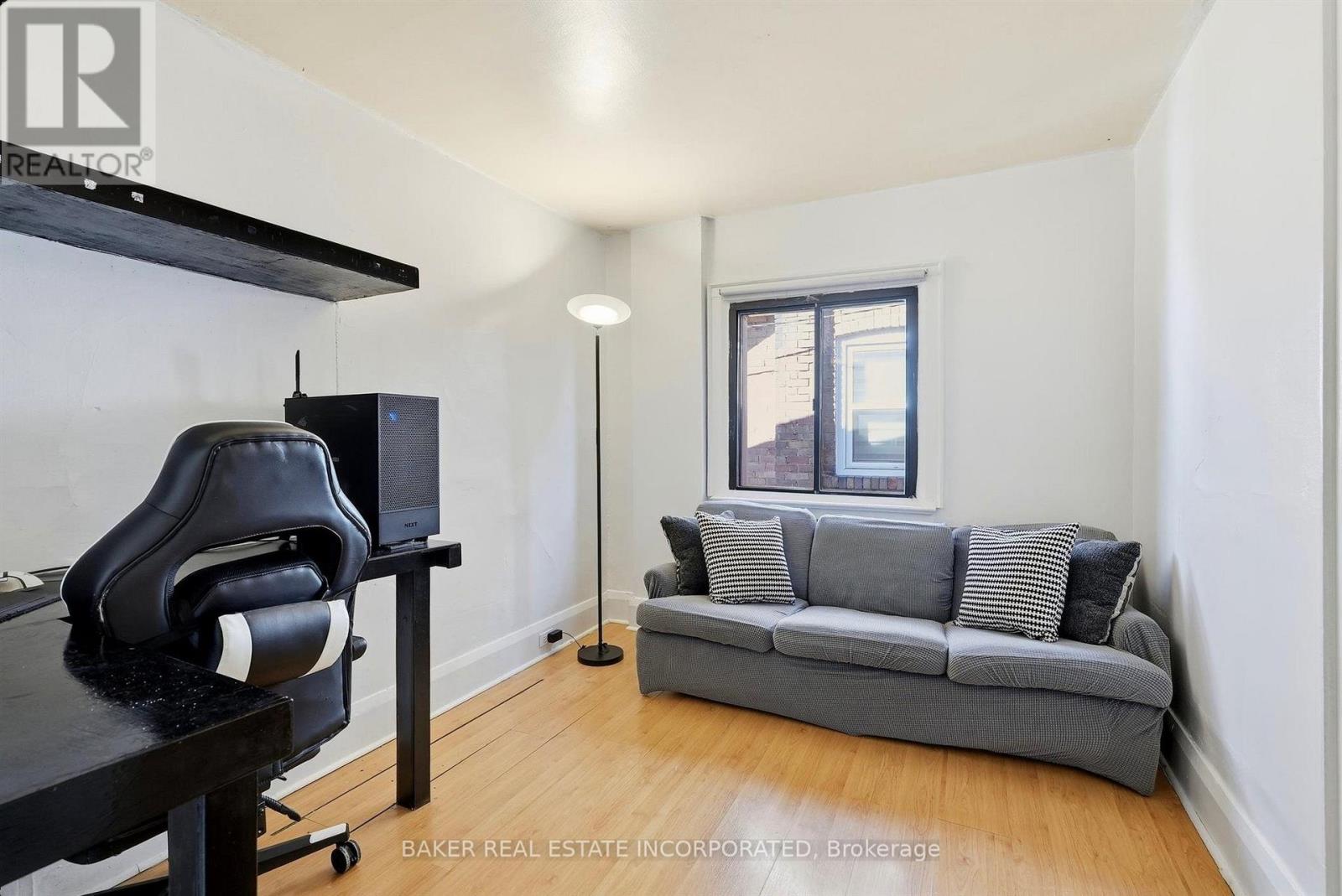 1867 Dufferin Street, Toronto, Ontario  M6E 3P5 - Photo 24 - C14103250