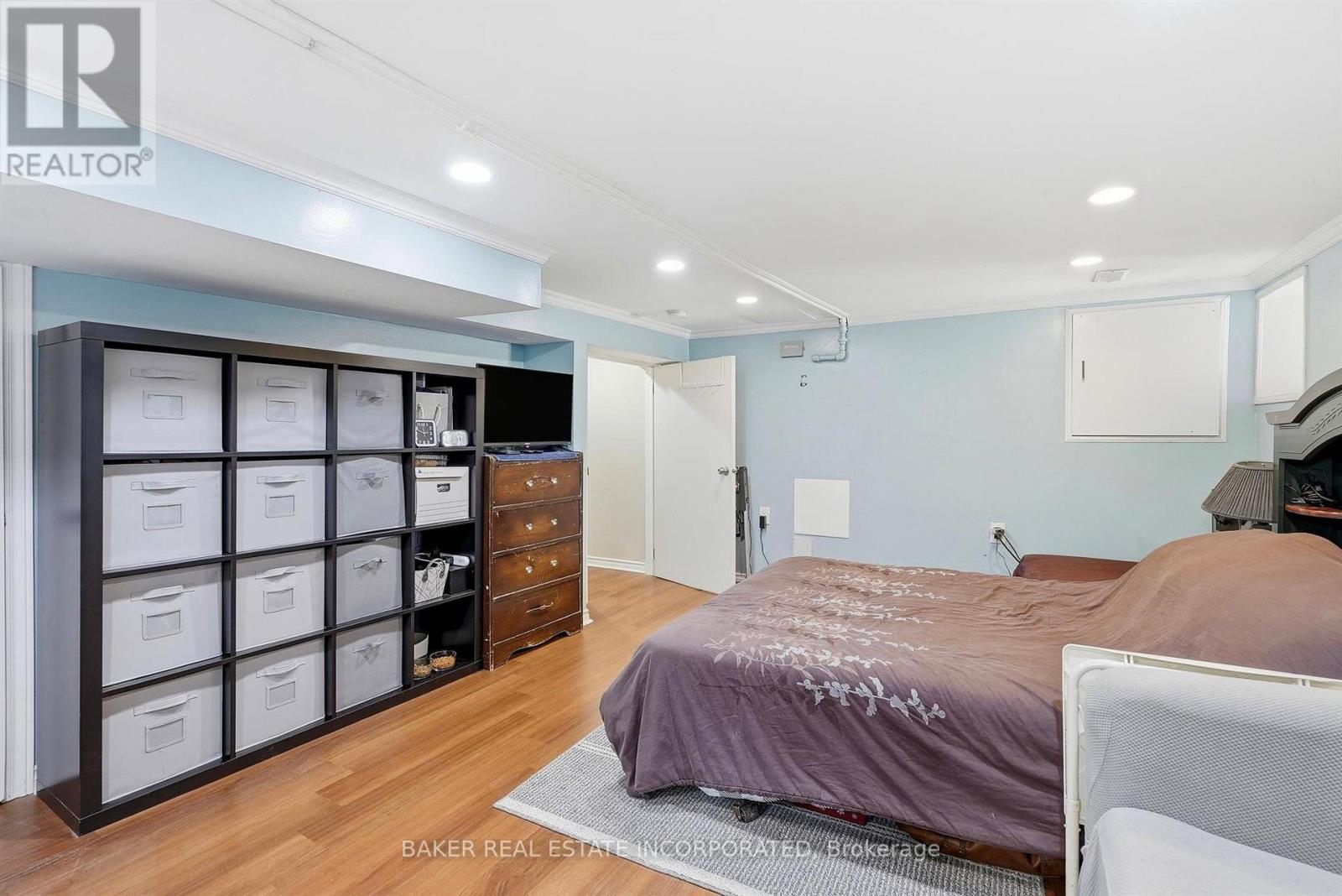 1867 Dufferin Street, Toronto, Ontario  M6E 3P5 - Photo 28 - C14103250
