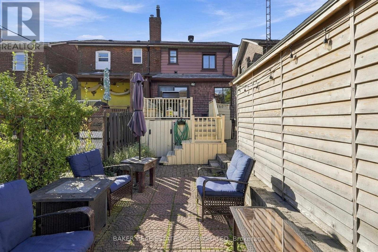 1867 Dufferin Street, Toronto, Ontario  M6E 3P5 - Photo 40 - C14103250