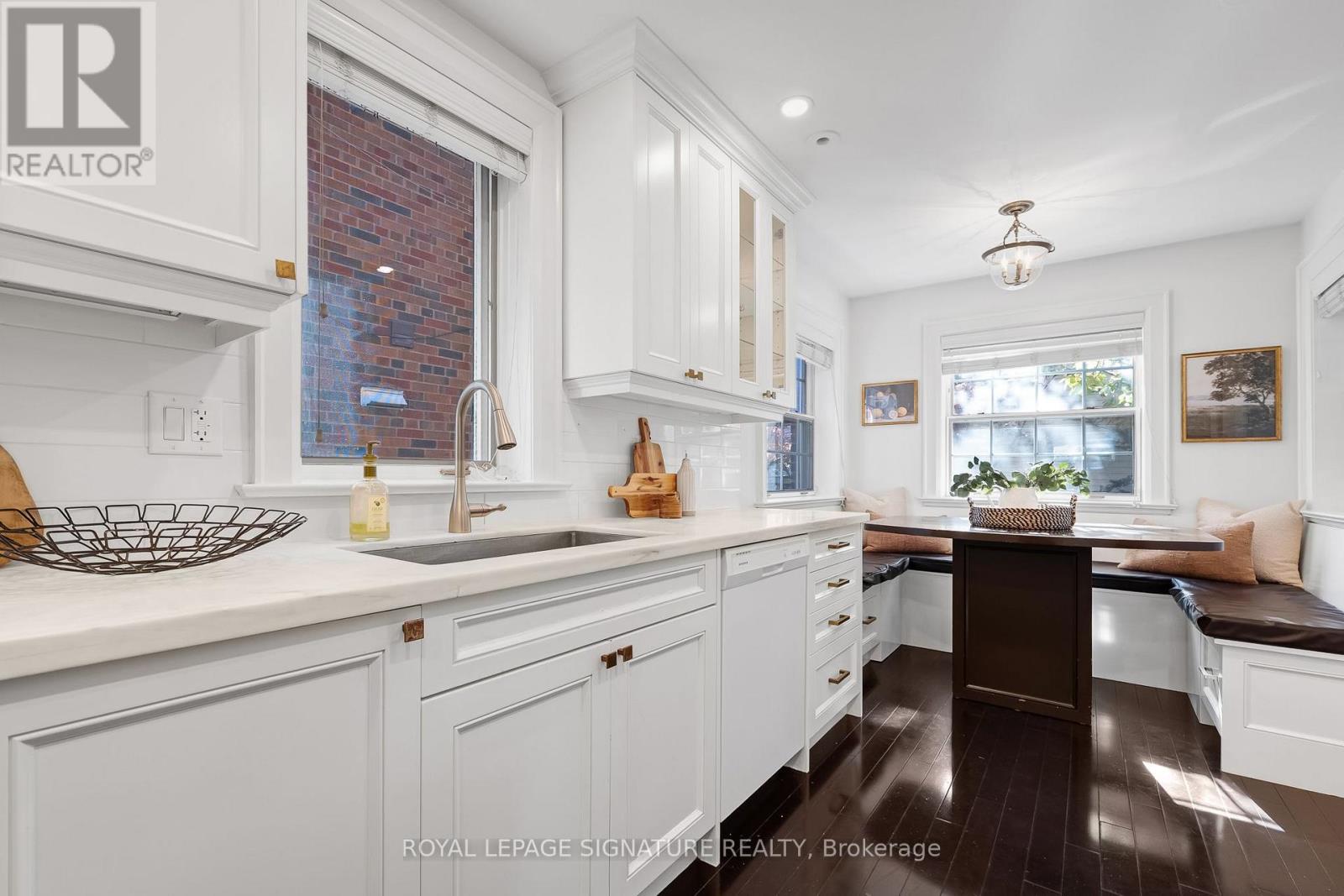 25 Cranbrooke Avenue, Toronto, Ontario  M5M 1M3 - Photo 11 - C14103332