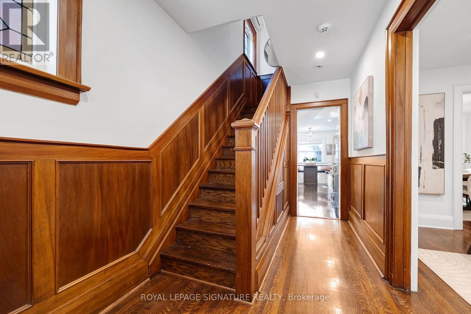 25 Cranbrooke Avenue, Toronto, Ontario  M5M 1M3 - Photo 14 - C14103332