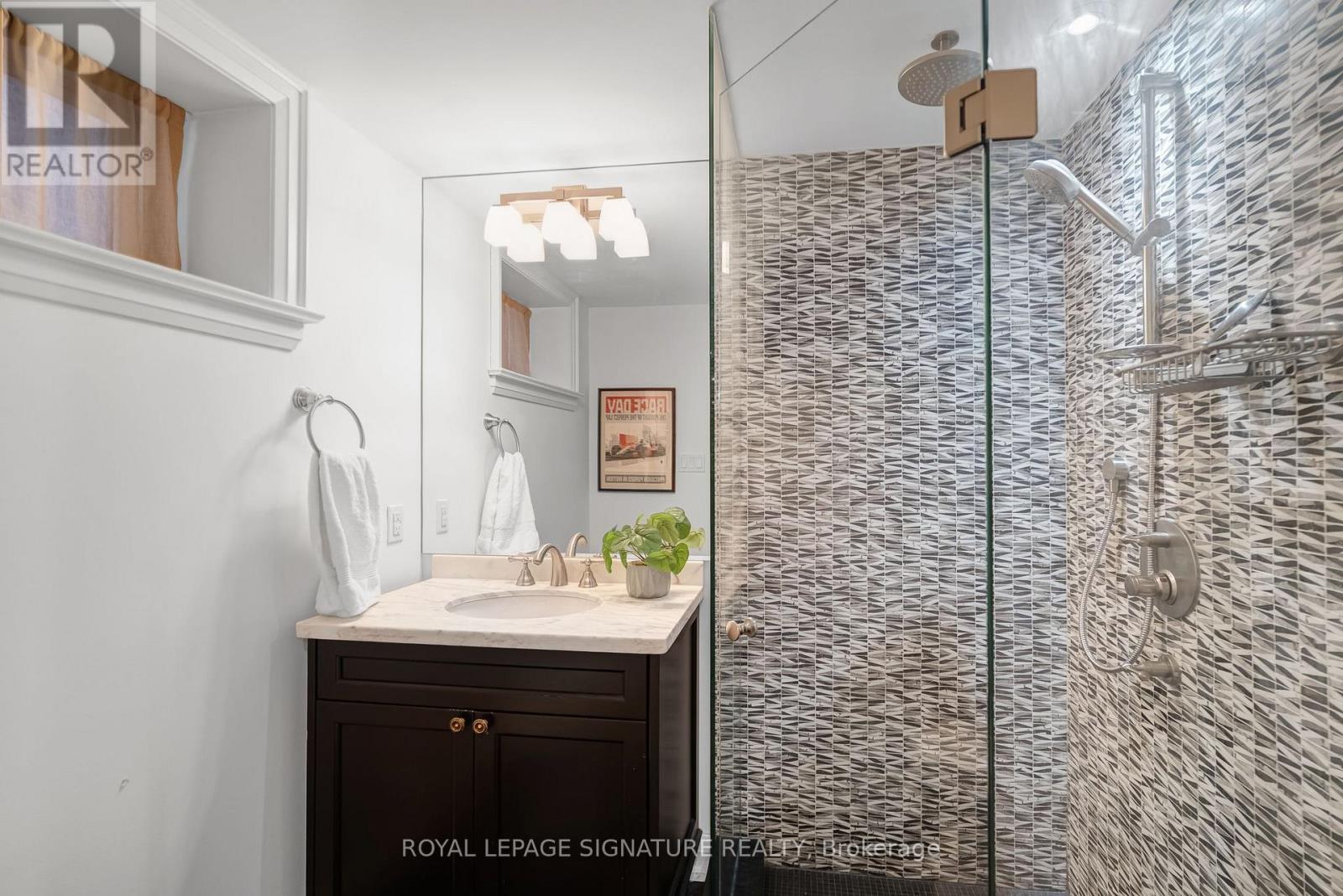 25 Cranbrooke Avenue, Toronto, Ontario  M5M 1M3 - Photo 31 - C14103332