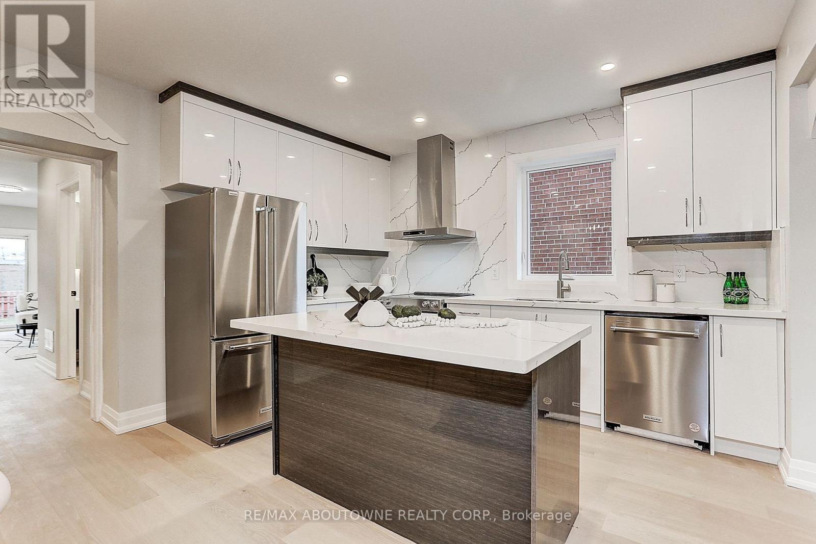 564 Dufferin Street, Toronto, Ontario  M6K 2A9 - Photo 10 - C14103342