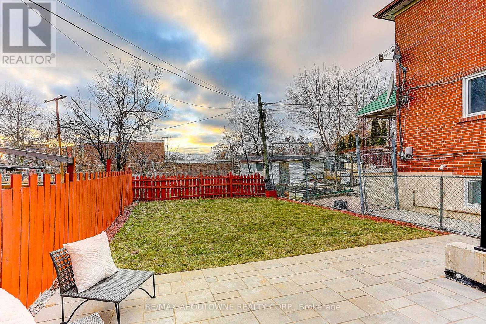 564 Dufferin Street, Toronto, Ontario  M6K 2A9 - Photo 48 - C14103342