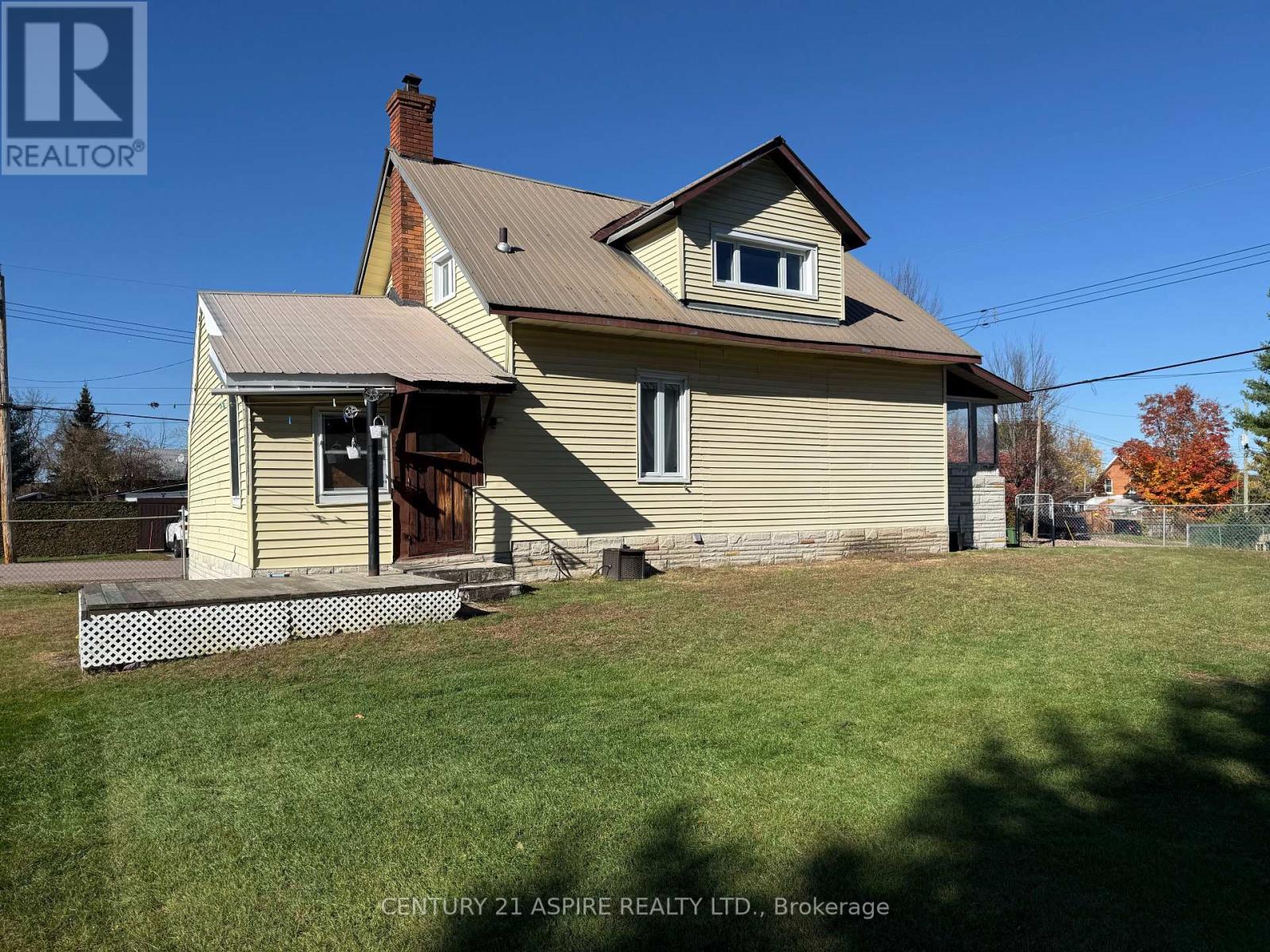 998 Bronx Street, Pembroke, Ontario  K8A 6G3 - Photo 5 - X14103298