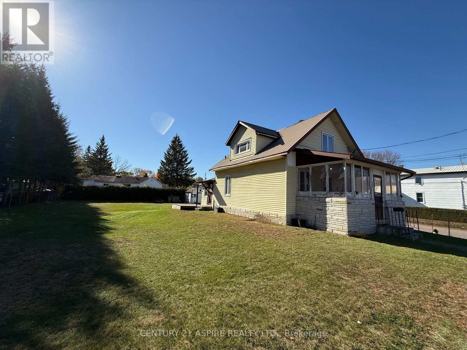 998 Bronx Street, Pembroke, Ontario  K8A 6G3 - Photo 7 - X14103298
