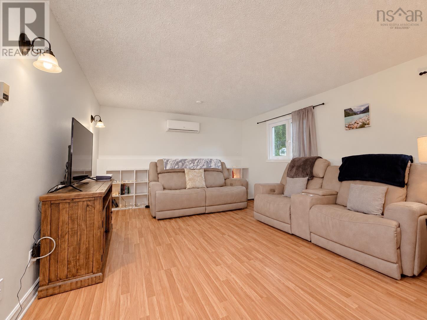 35 Carmichael Drive, Sydney, Nova Scotia  B1S 3K4 - Photo 30 - 202626347