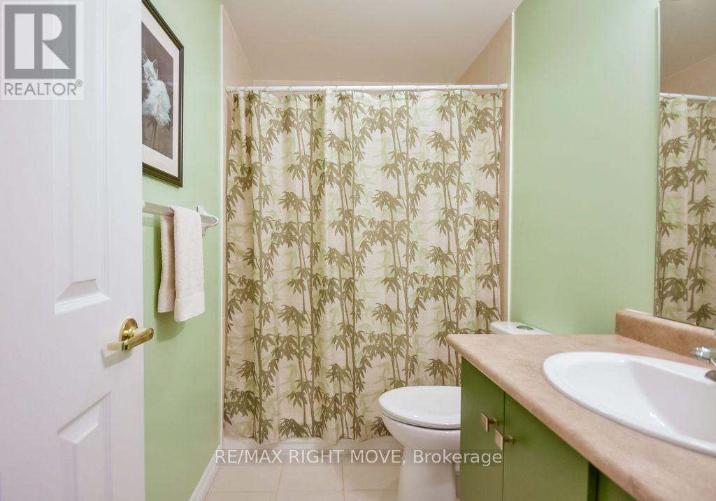 Unit 302 - 9 Westmount Drive S, Orillia, Ontario  L3V 6C8 - Photo 8 - S14103362