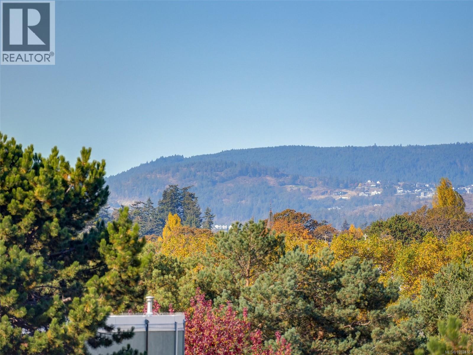 606 363 Tyee Rd