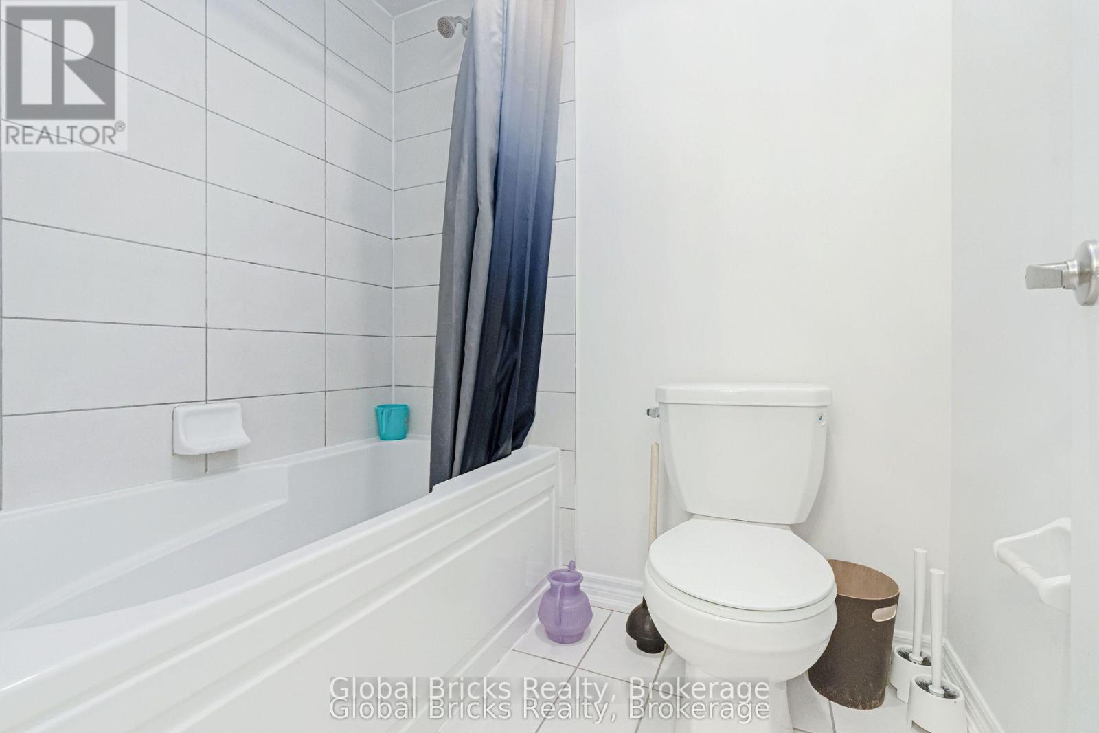 49 Burnhamthorpe Road E, Oakville, Ontario  L6H 7C8 - Photo 29 - W14103230