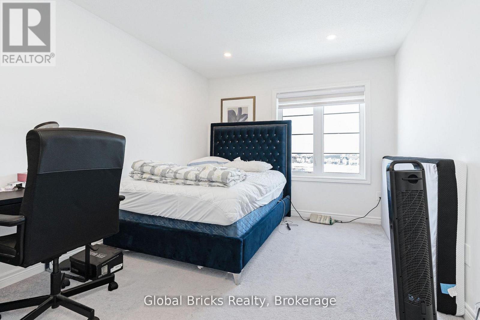 49 Burnhamthorpe Road E, Oakville, Ontario  L6H 7C8 - Photo 39 - W14103230