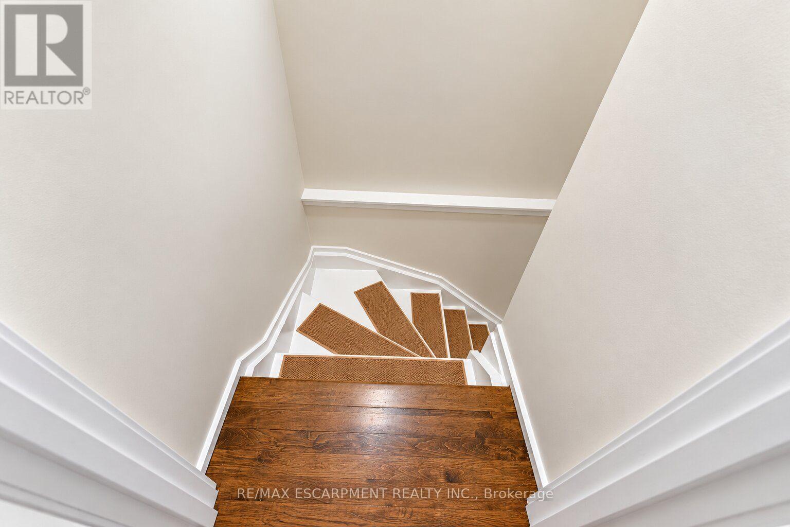 24 - 1375 Stephenson Drive, Burlington, Ontario  L7S 2M5 - Photo 24 - W14103324