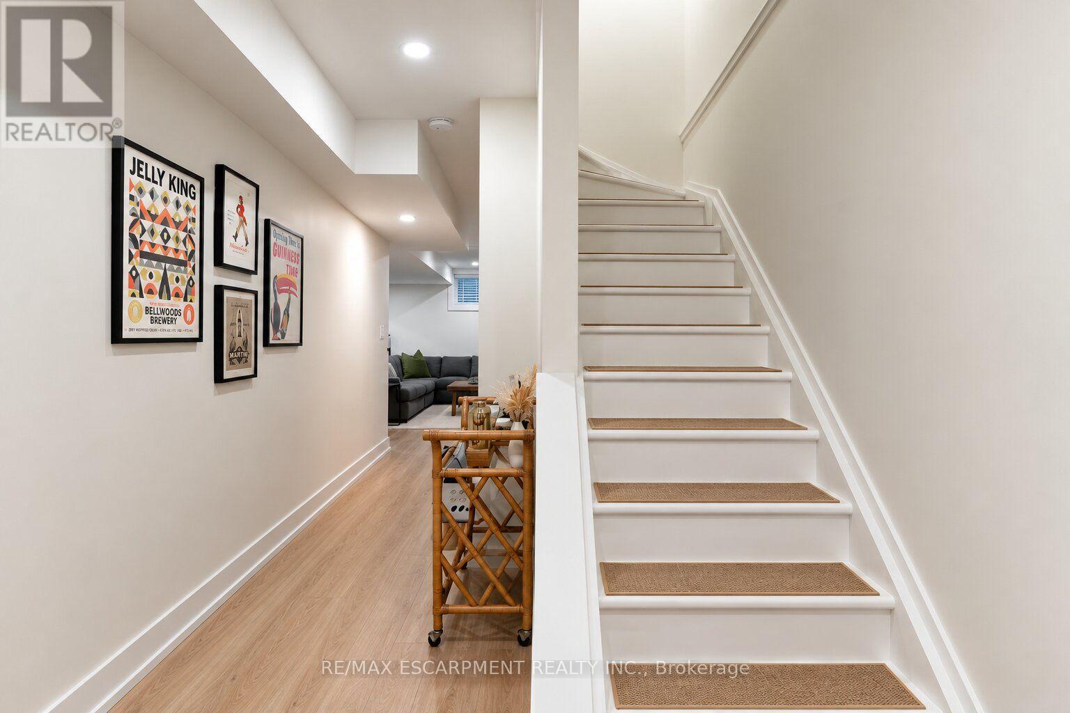 24 - 1375 Stephenson Drive, Burlington, Ontario  L7S 2M5 - Photo 25 - W14103324