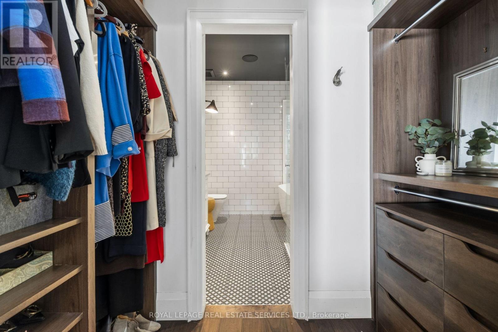 37 Fuller Avenue, Toronto, Ontario  M6R 2C4 - Photo 21 - W14103330