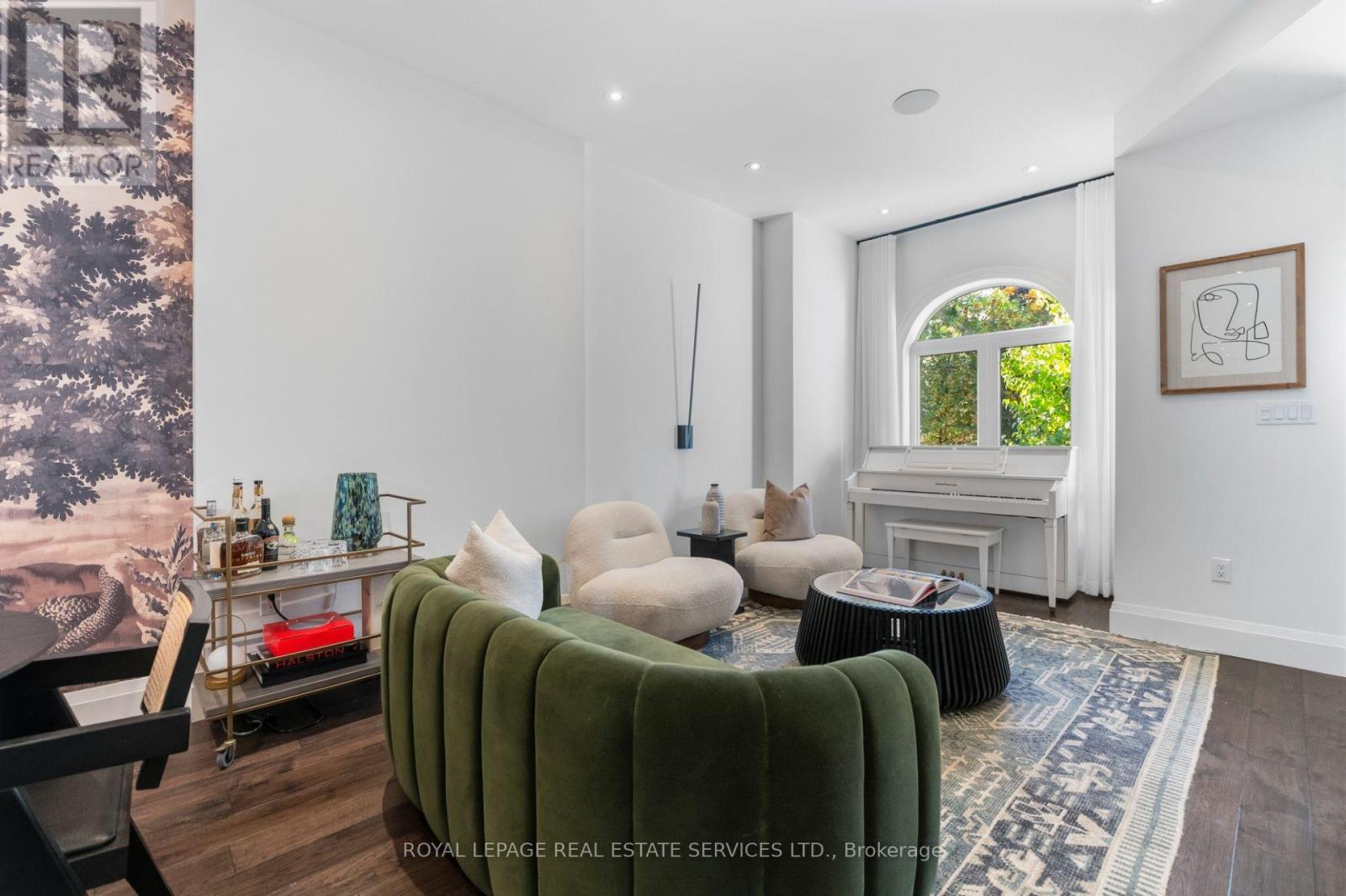 37 Fuller Avenue, Toronto, Ontario  M6R 2C4 - Photo 4 - W14103330
