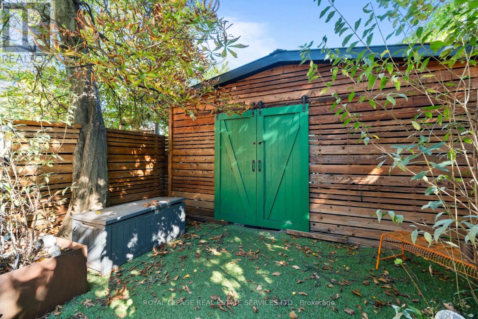 37 Fuller Avenue, Toronto, Ontario  M6R 2C4 - Photo 42 - W14103330