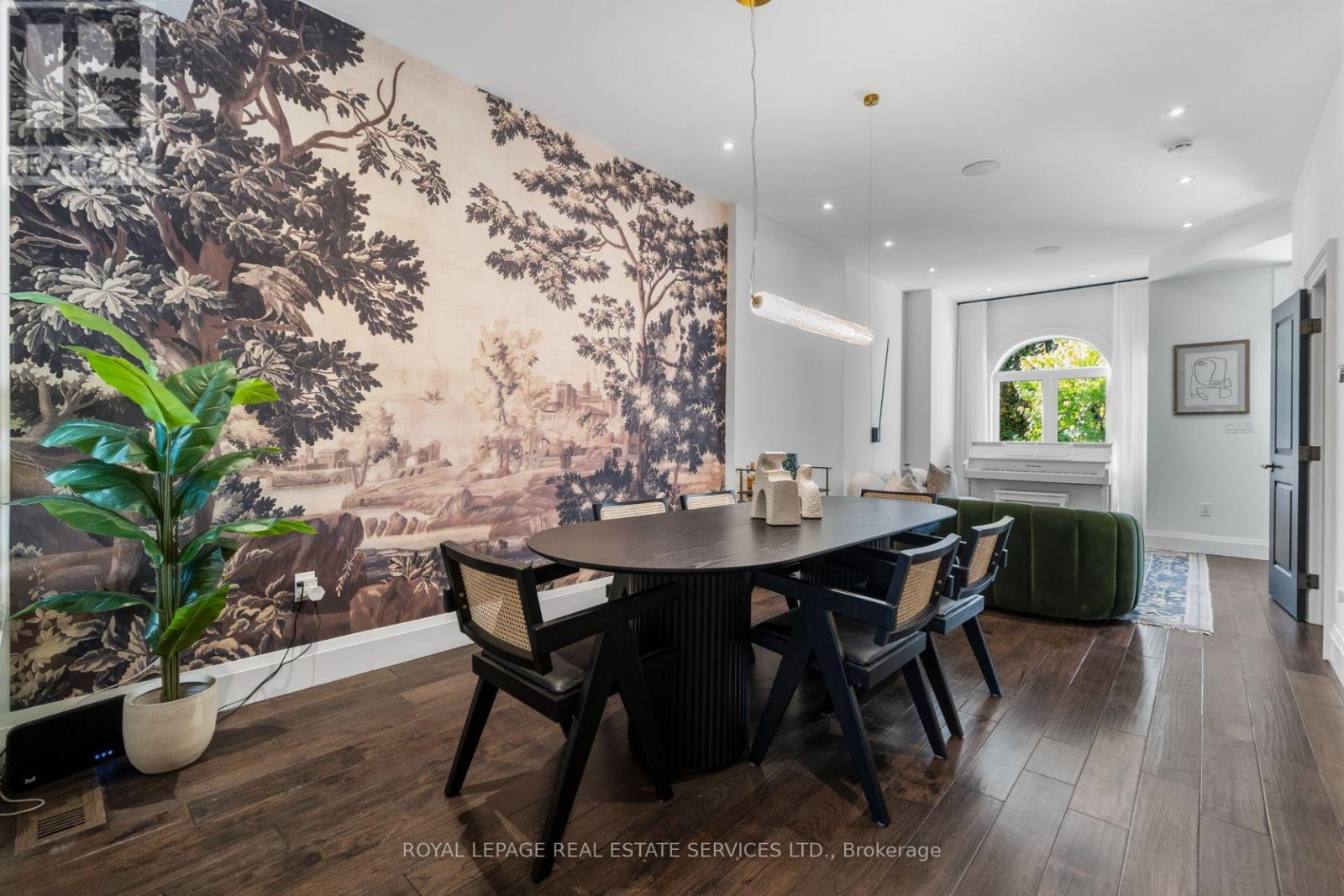 37 Fuller Avenue, Toronto, Ontario  M6R 2C4 - Photo 8 - W14103330