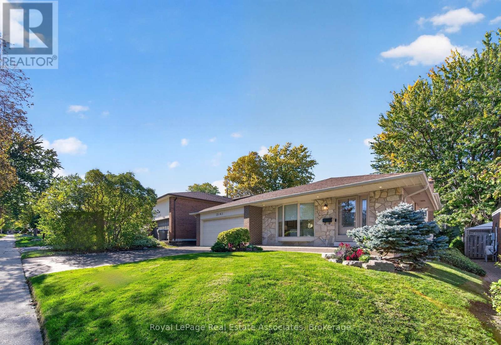 2141 Herridge Drive, Mississauga, Ontario  L5K 1N4 - Photo 35 - W14103344