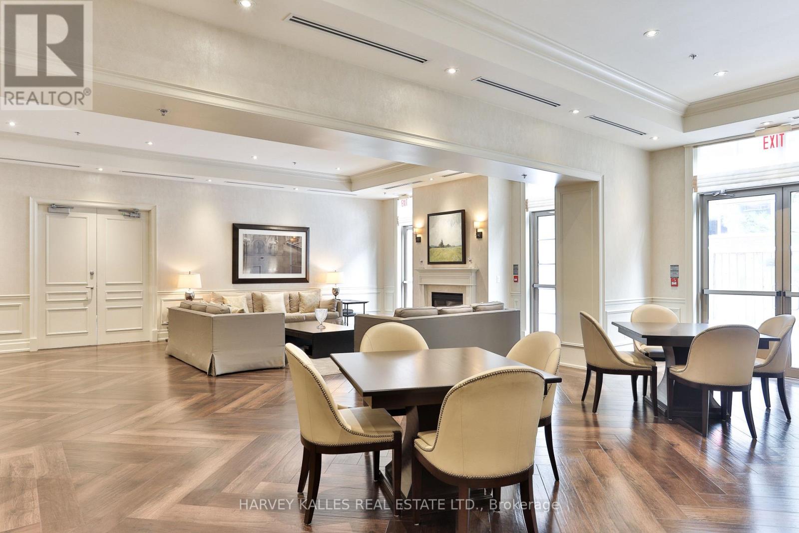 Th9 - 21 Burkebrook Place, Toronto, Ontario  M4G 0A2 - Photo 43 - C14080950