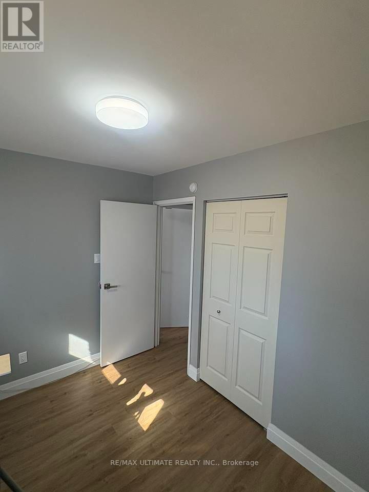 22 Sultan Pool Drive, Toronto, Ontario  M9V 4M2 - Photo 11 - W14095792