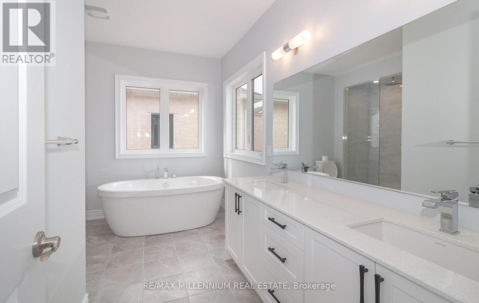 81 Bearberry Road, Springwater, Ontario  L0L 1Y3 - Photo 34 - S14084744