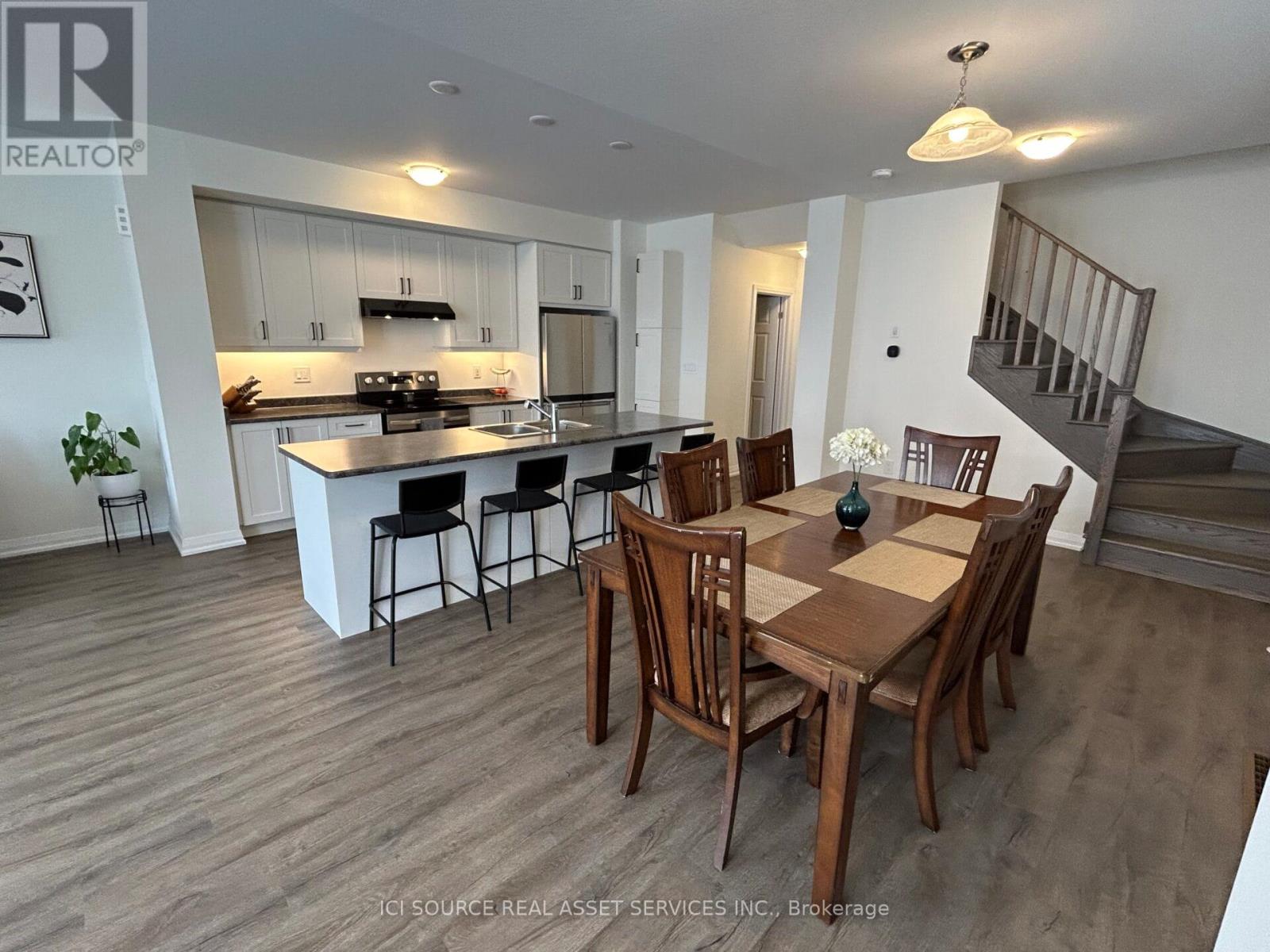 8 Kensington Road, Haldimand, Ontario  N3W 0J9 - Photo 8 - X14103212