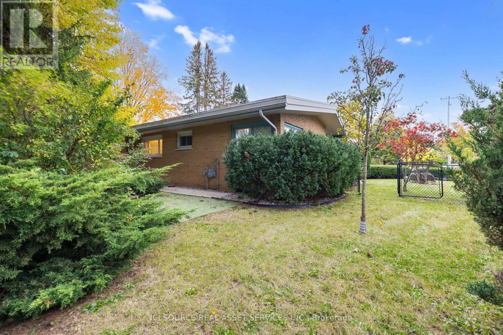 701 Sanatorium Road, London North, Ontario  N6H 3X1 - Photo 38 - X14103274