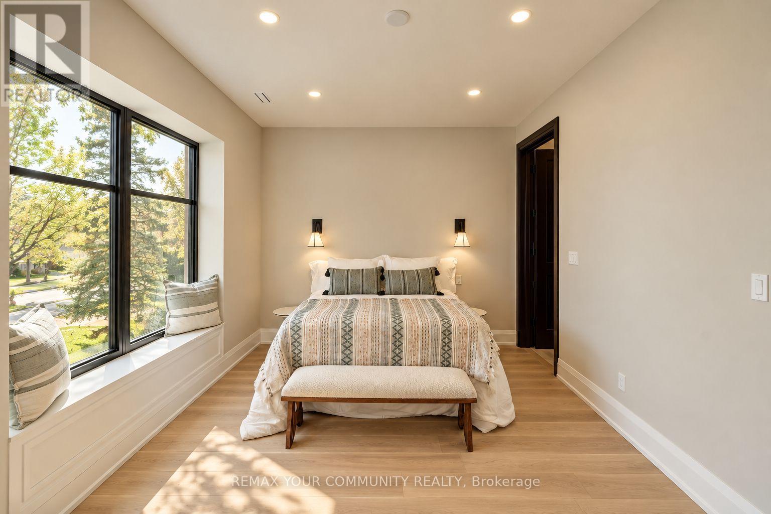 1415 Rebecca Street, Oakville, Ontario  L6L 1Z6 - Photo 18 - W14101204