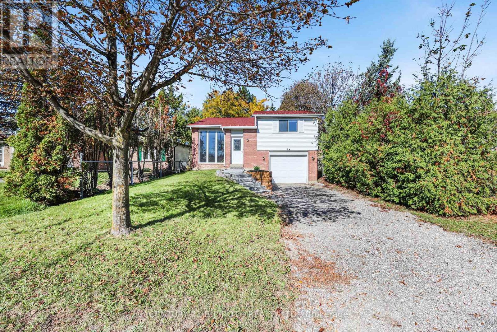 34 Hickling Trail, Barrie, Ontario  L4M 5S4 - Photo 2 - S14103138