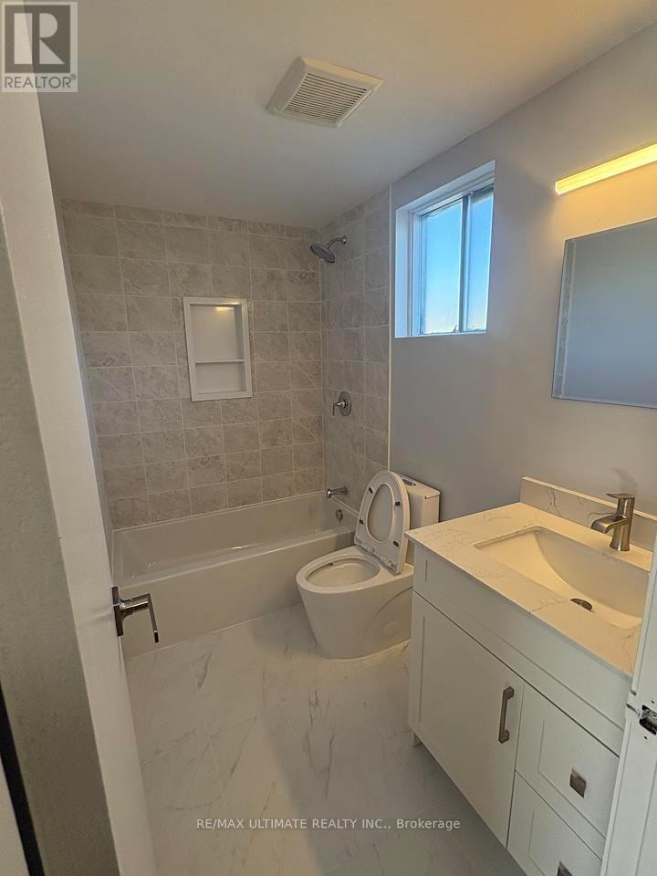 22 Sultan Pool Drive, Toronto, Ontario  M9V 4M2 - Photo 14 - W14095792