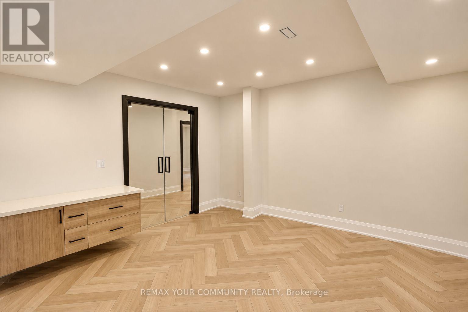 1415 Rebecca Street, Oakville, Ontario  L6L 1Z6 - Photo 22 - W14101204
