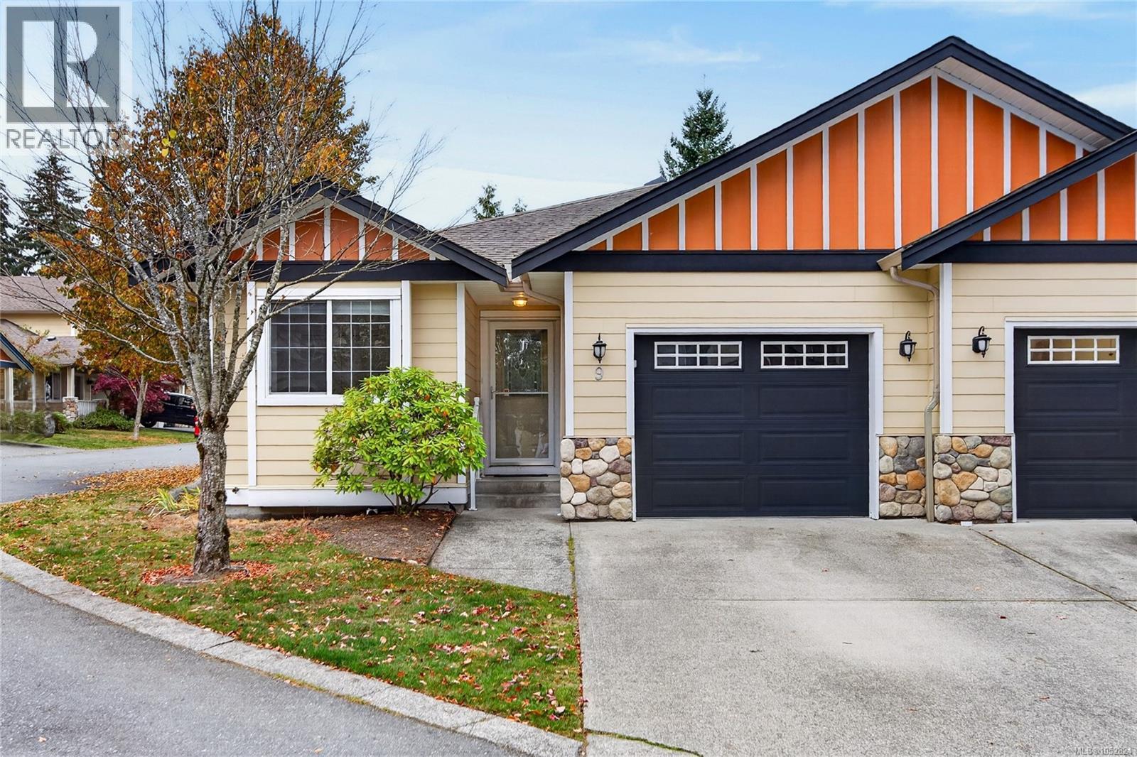 9 2728 1st St, Courtenay, British Columbia  V9N 4A4 - Photo 1 - 1052824