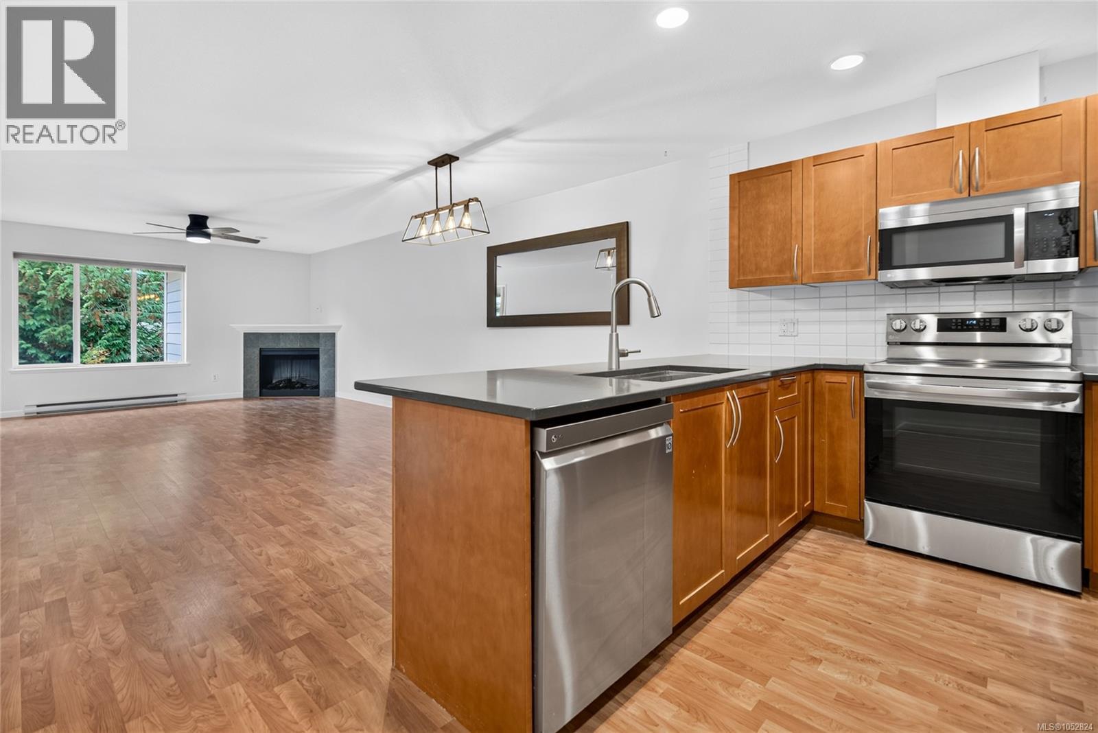 9 2728 1st St, Courtenay, British Columbia  V9N 4A4 - Photo 5 - 1052824