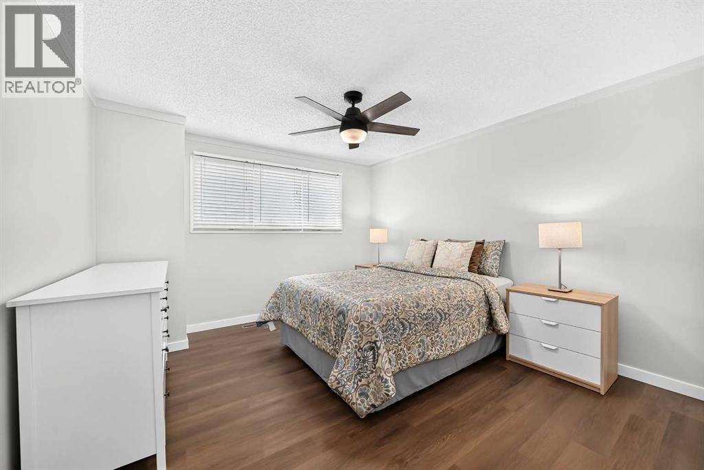 10304 Braeside Drive SW, Calgary, Alberta  T2W 1B4 - Photo 21 - A2347476