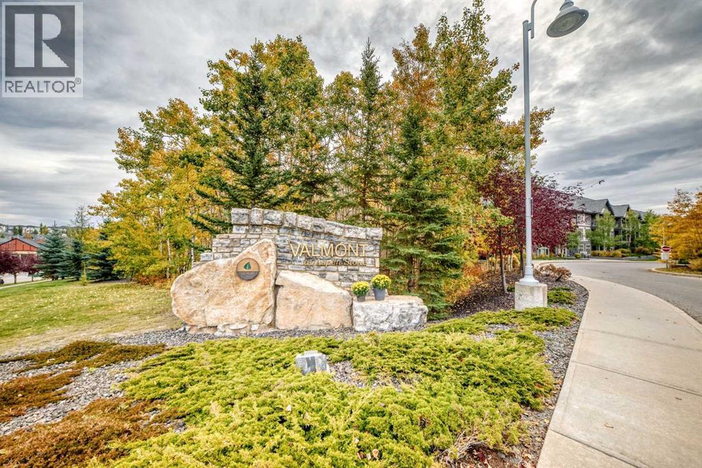 216, 45 Aspenmont Heights SW, Calgary, Alberta  T3H 0E6 - Photo 2 - A2351761