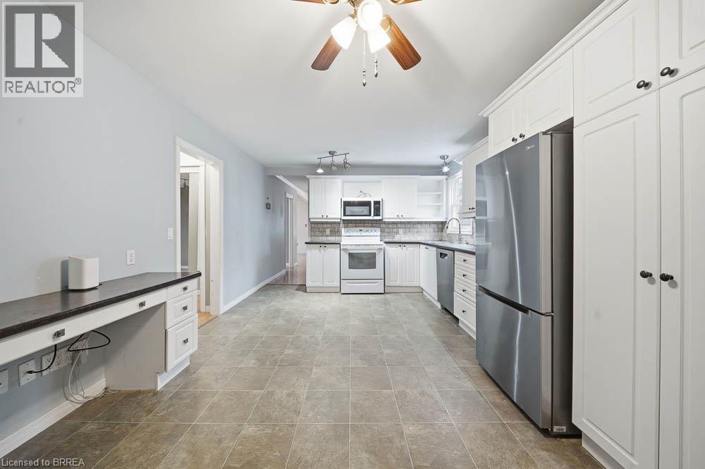 69 Sixth Avenue, Brantford, Ontario  N3S 1A8 - Photo 18 - 40871387