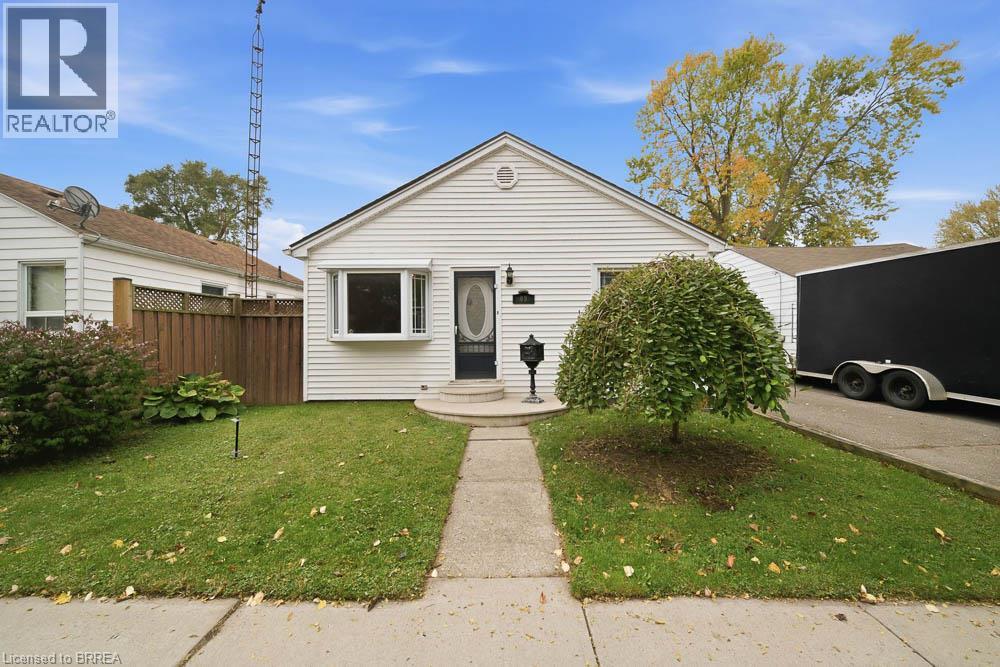 69 SIXTH Avenue, Brantford, Ontario