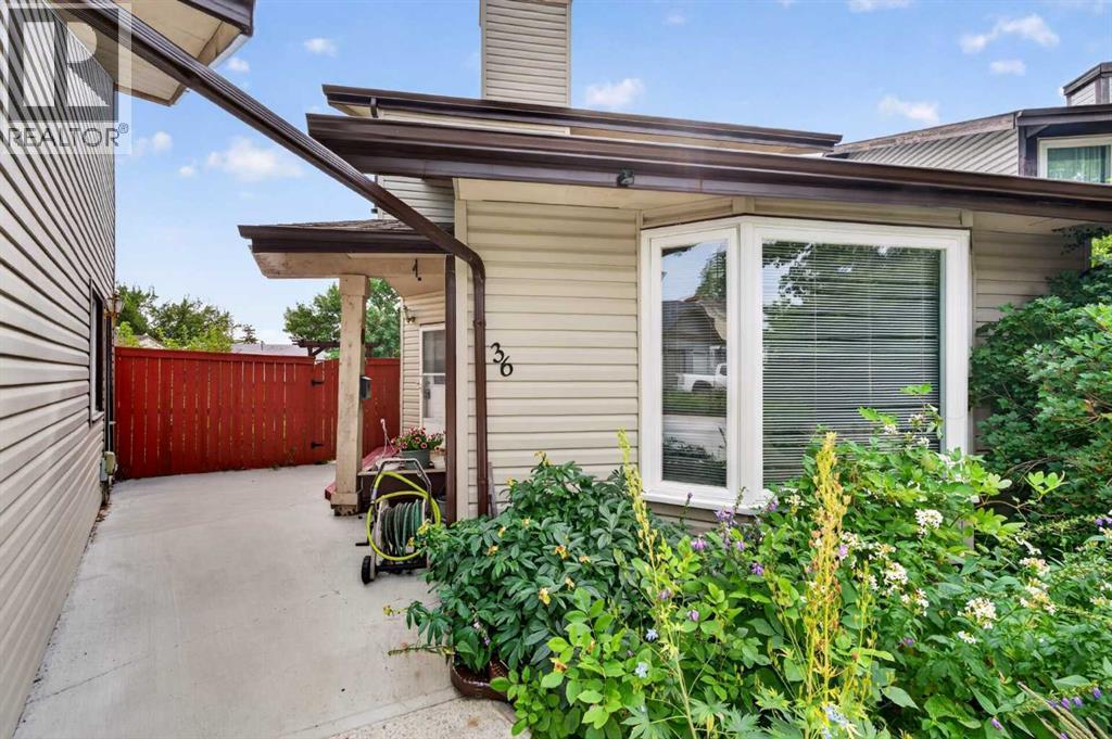 36 Templegreen Bay NE, Calgary, Alberta  T1Y 4Z3 - Photo 3 - A2339105
