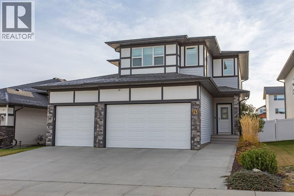 25 Trebble Close, Red Deer, Alberta  T4P 0W6 - Photo 1 - A2351366