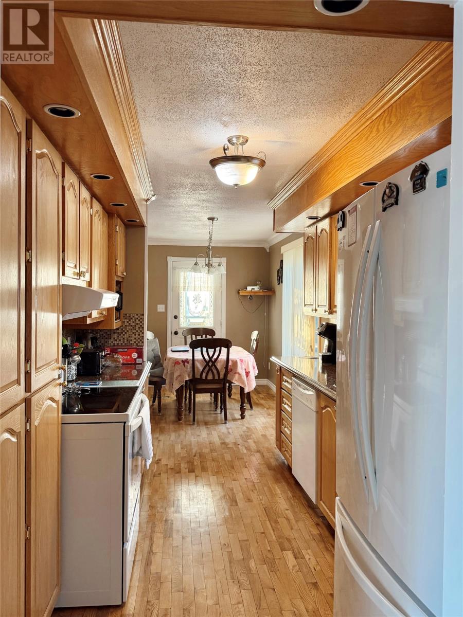 92 Juniper Avenue, Cormack — photo 5