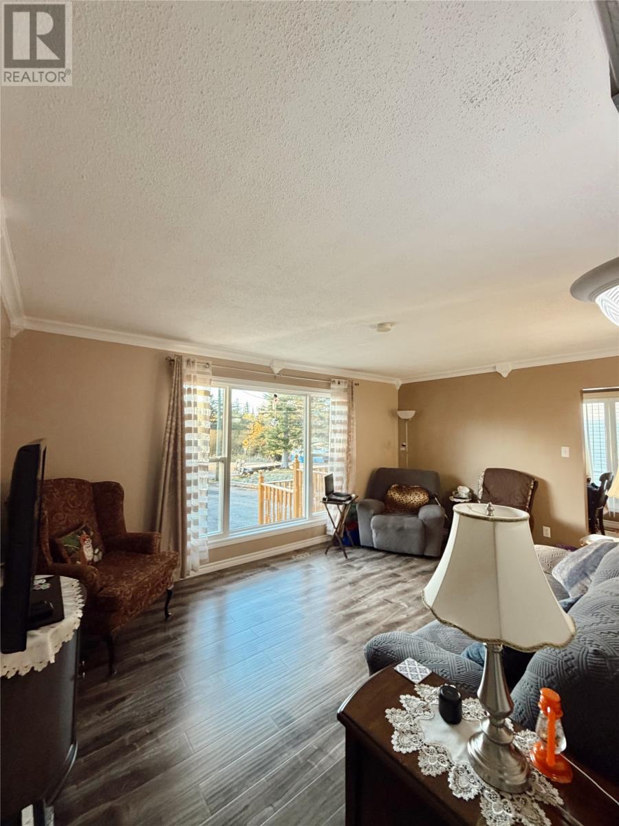 92 Juniper Avenue, Cormack — photo 7